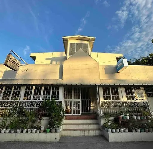 Lawton Residences 3e * Manila